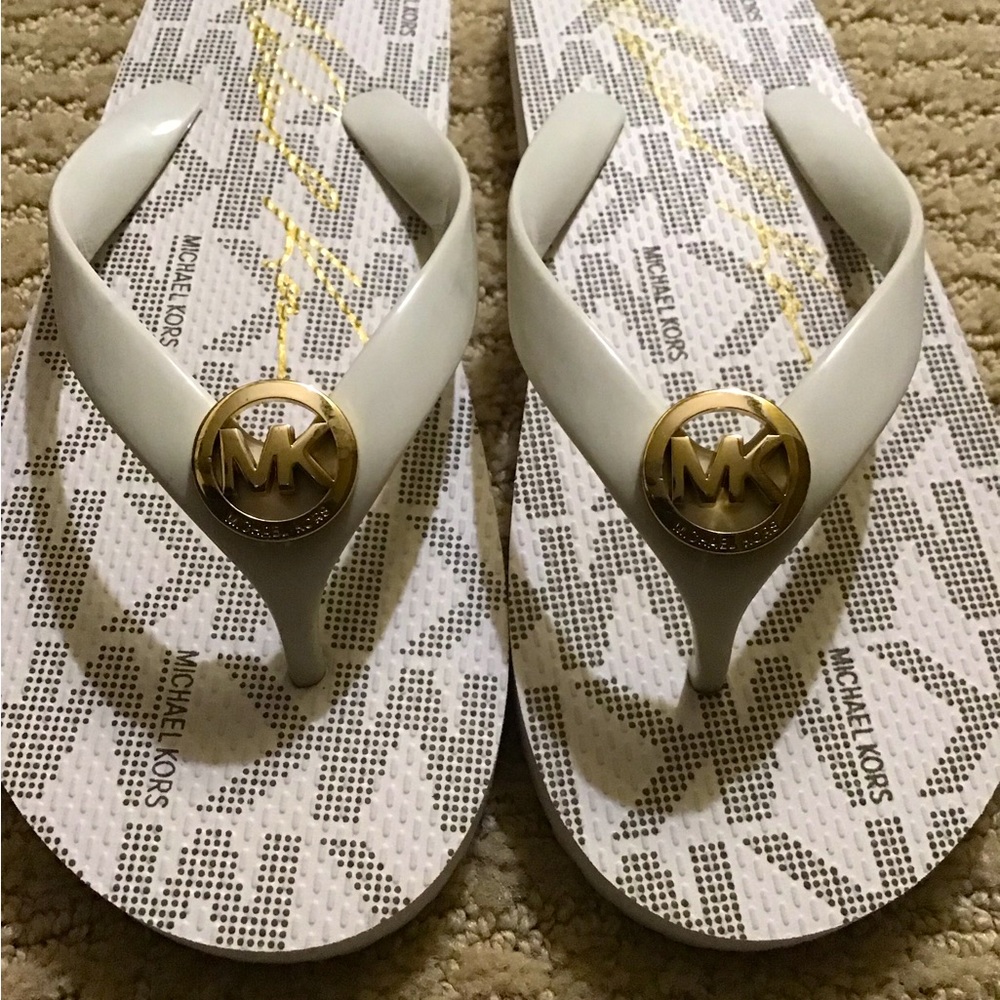 Michael Kors Jet Set Logo Sandals Size 6B New Without Tags